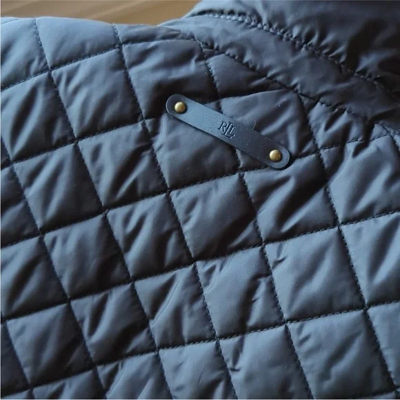 Ralph Lauren Crest Patch Quilted Vest - Picture 7 of 9